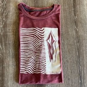 Volcom, T-Shirt, Size Youth large, berry red